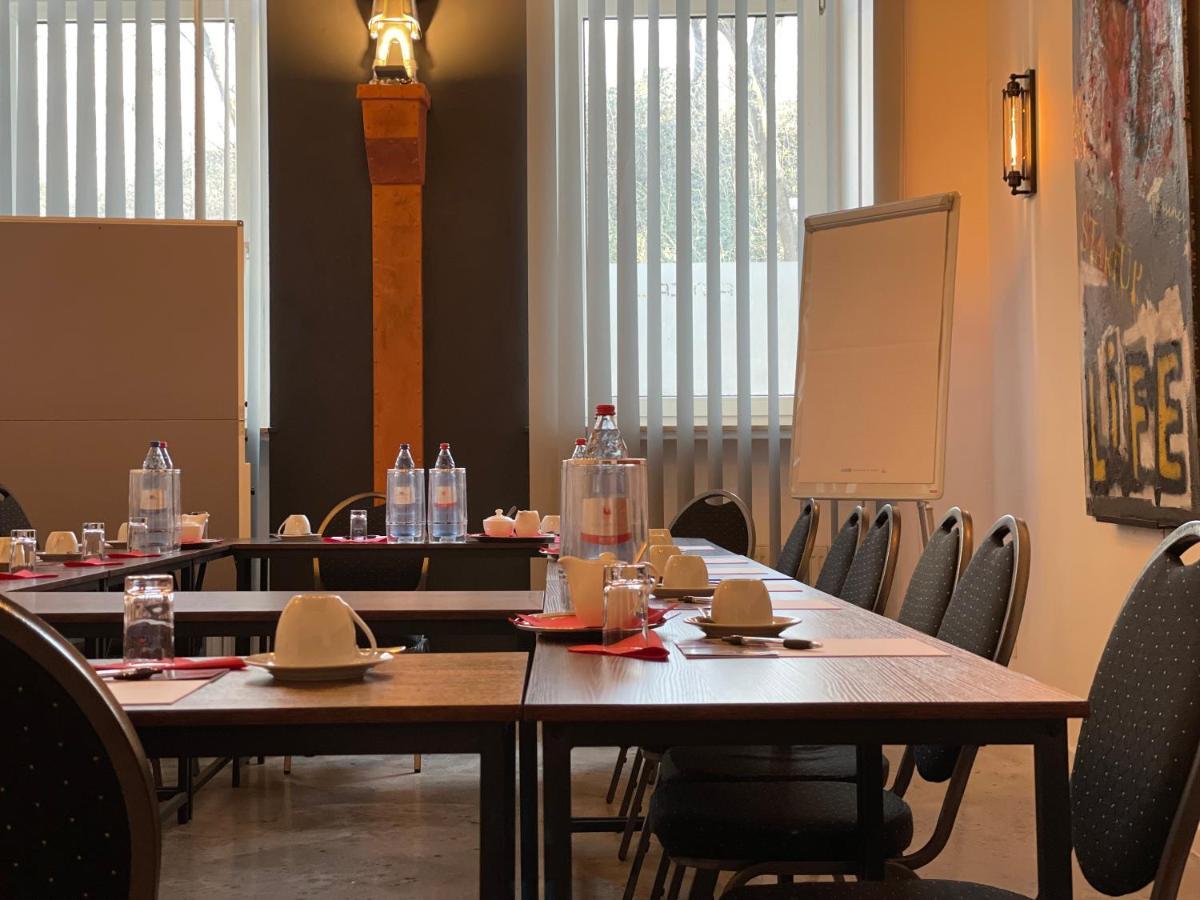 Amical Hotel Wuppertal Eksteriør billede